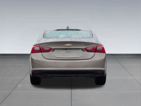 Used 2023 Chevrolet Malibu LT w/ Driver Confidence Package FWD image 5