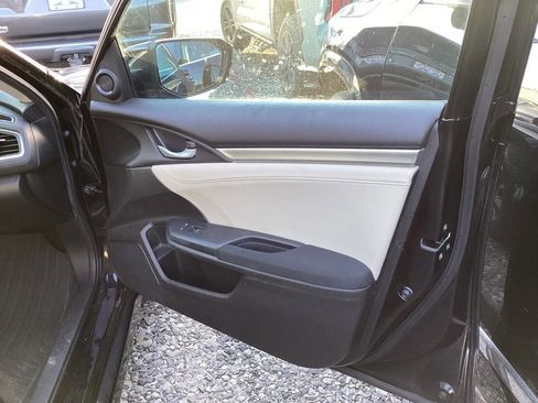 Used 2017 Honda Civic EX image 7