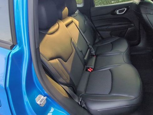 New 2026 Jeep Compass Latitude image 36