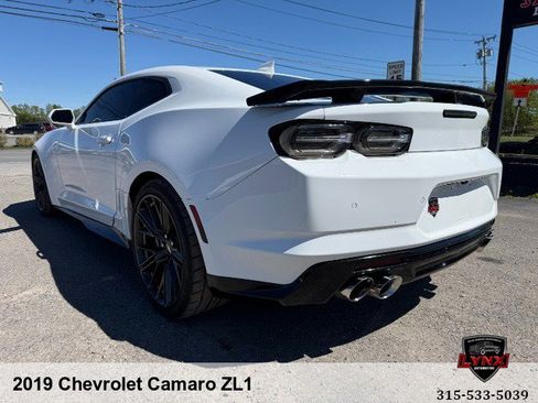 Used 2019 Chevrolet Camaro ZL1 RWD image 6