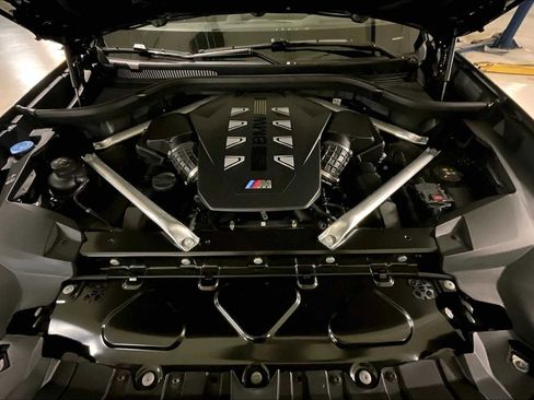 New 2026 BMW X7 M60i image 16