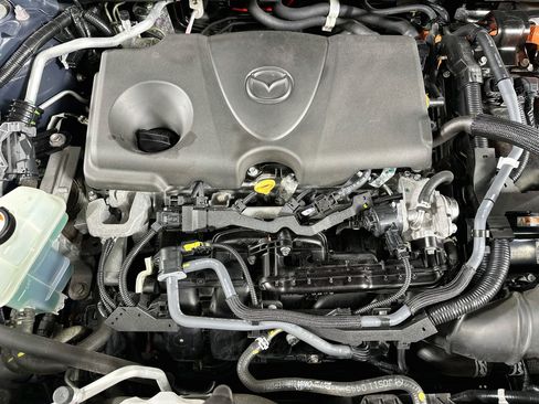 Used 2025 MAZDA CX-50 AWD 2.5 Hybrid w/ Premium Pkg image 33