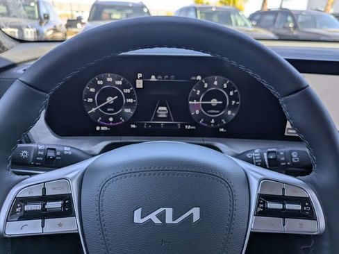 New 2025 Kia Telluride SX Prestige X-Line AWD/4WD image 32