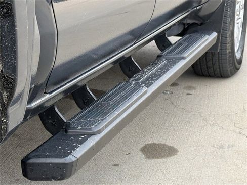 Used 2024 Toyota Tacoma SR image 9