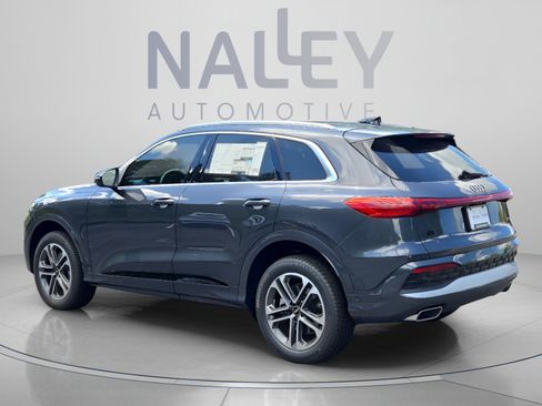 Used 2025 Audi Q5 Premium w/ Convenience Package AWD/4WD image 4