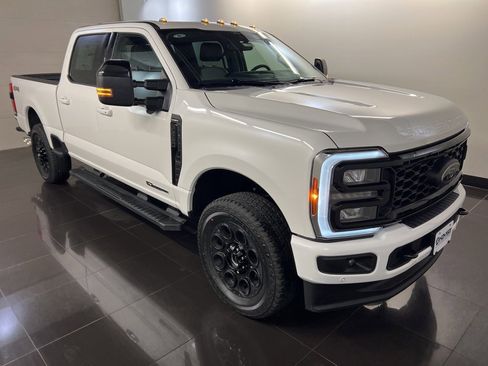 New 2026 Ford F250 Lariat w/ Black Appearance Package image 1