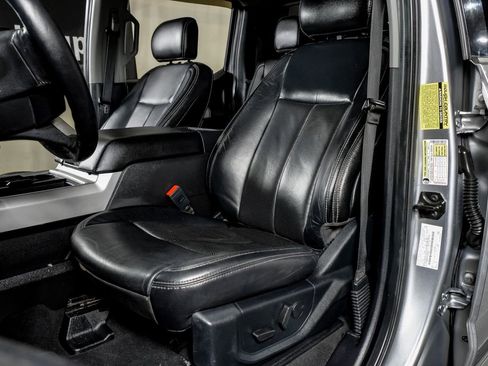 Used 2020 Ford F250 Lariat w/ Lariat Ultimate Package image 29