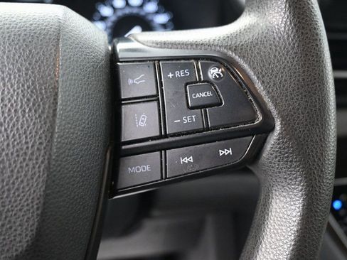 Used 2024 Toyota Sienna LE image 21