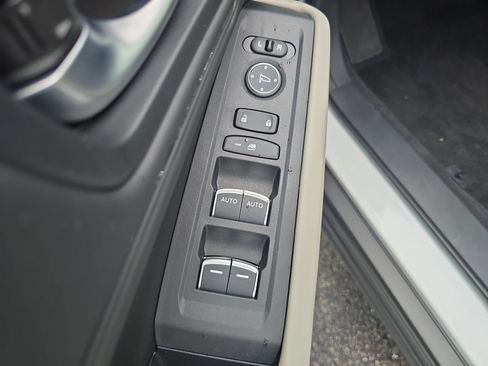 Certified 2025 Honda Accord SE image 14