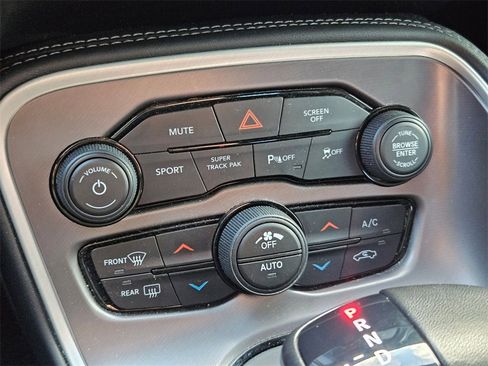 Certified 2021 Dodge Challenger R/T w/ Plus Package image 31