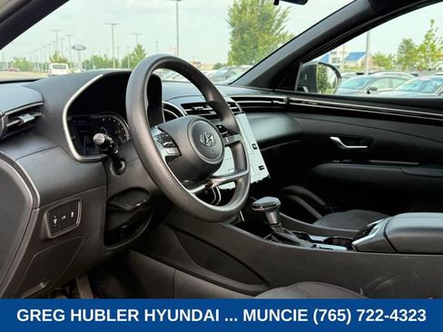 Used 2024 Hyundai Santa Cruz SEL AWD/4WD image 16