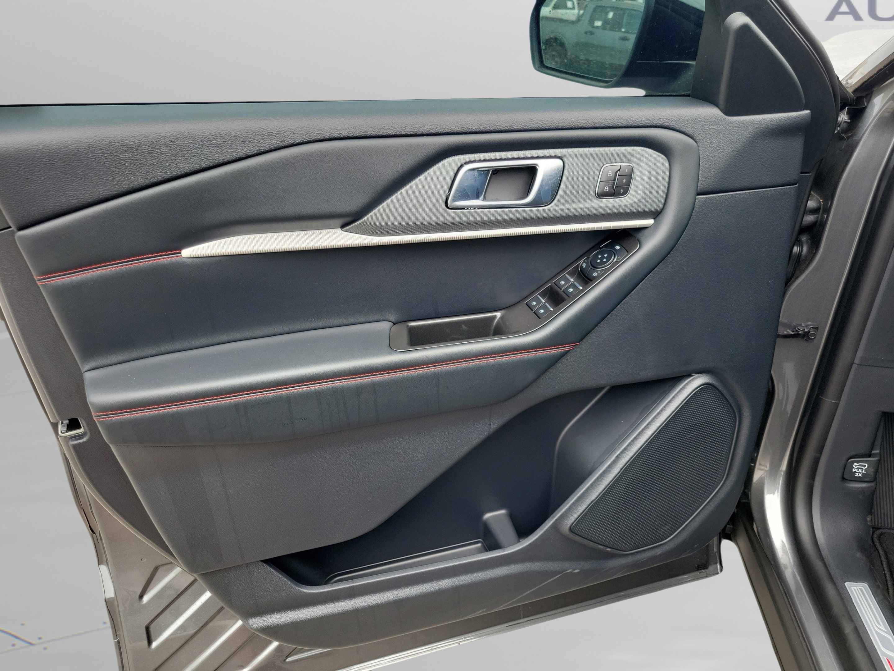 New 2026 Ford Explorer ST-Line w/ ST-Line Street Pack RWD image 5