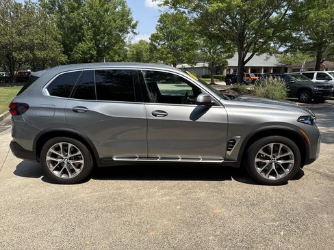 Used 2026 BMW X5 xDrive40i AWD/4WD image 8