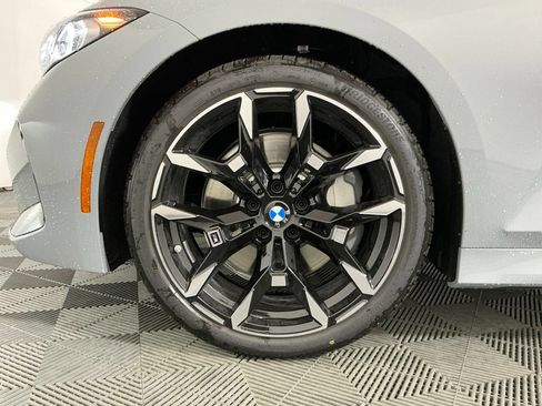 New 2026 BMW 330i Sedan w/ M Sport Package RWD image 32