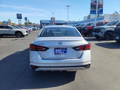 Used 2023 Nissan Altima 2.5 S image 7