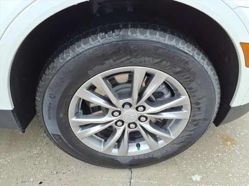 Used 2021 Cadillac XT5 Premium Luxury FWD image 7