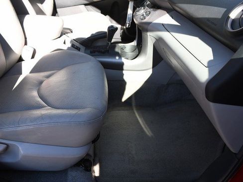 Used 2008 Toyota RAV4 Limited image 26