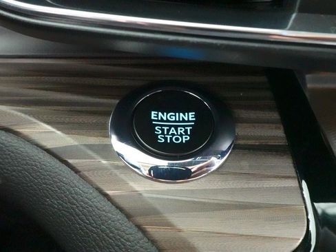 Certified 2023 Ford Explorer Limited AWD/4WD image 23