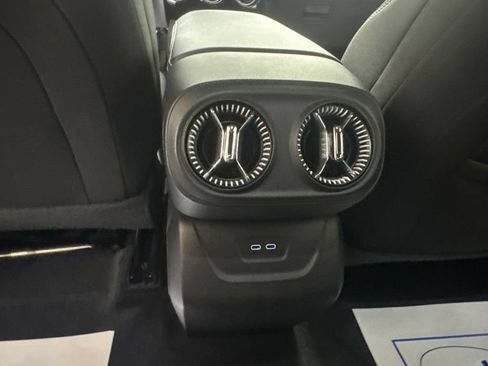 Used 2025 Chevrolet Blazer EV LT AWD/4WD image 19