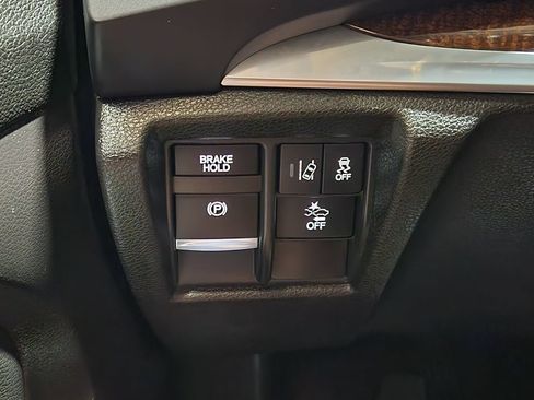 Used 2018 Acura MDX SH-AWD w/ Technology Package image 41