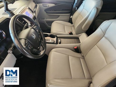 Used 2018 Honda Pilot Touring image 19