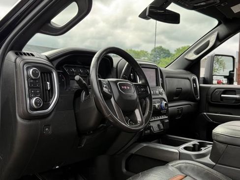 Used 2023 GMC Sierra 2500 AT4 w/ Gooseneck/5TH Wheel Package AWD/4WD image 13