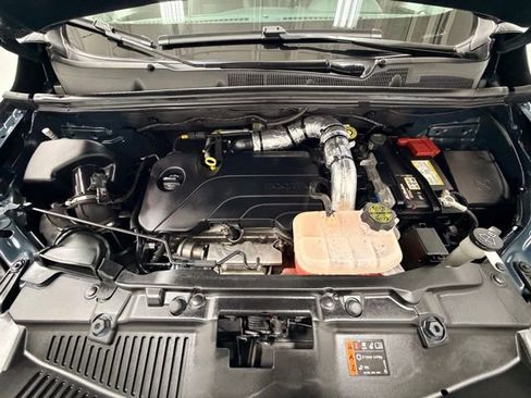 Certified 2022 Chevrolet Trax LT w/ LT Convenience Package image 31