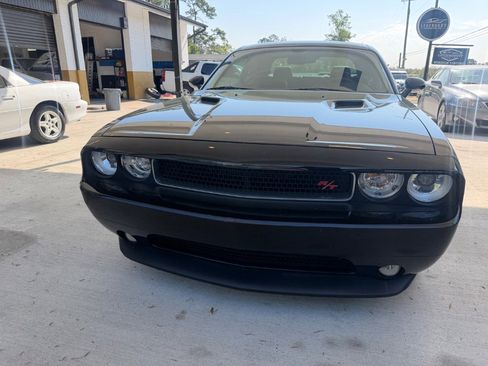 Used 2012 Dodge Challenger R/T RWD image 7
