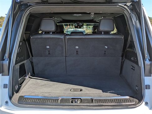 Used 2022 Jeep Grand Wagoneer Series III w/ Rear Seat Video Group 1 image 13