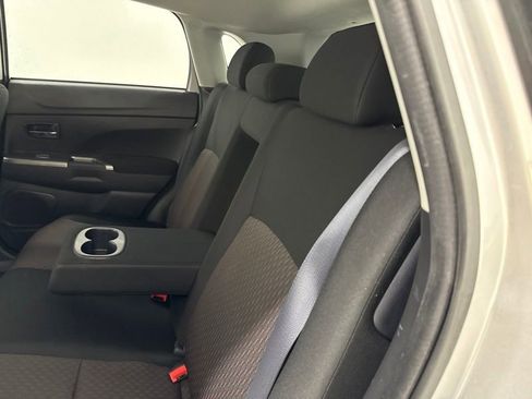 Used 2019 Mitsubishi Outlander Sport ES AWD/4WD image 13