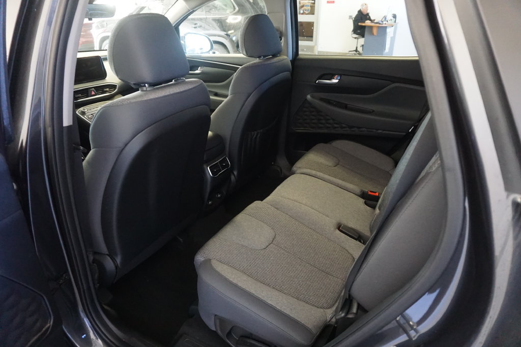 Used 2023 Hyundai Santa Fe SEL AWD/4WD image 23