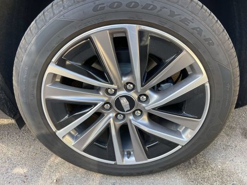 Used 2026 Cadillac Vistiq Sport AWD/4WD image 5