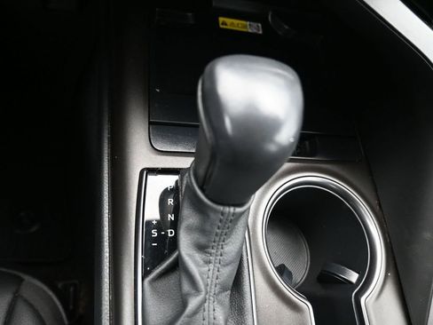 Used 2023 Toyota Camry SE w/ Cold Weather Package image 17