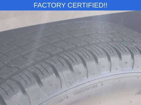 Certified 2023 Jeep Renegade Latitude AWD/4WD image 11