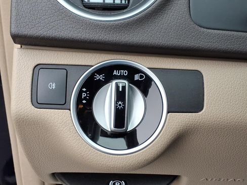 Used 2013 Mercedes-Benz C 300 C 300 image 18