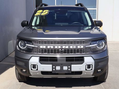 Used 2025 Ford Bronco Sport Badlands AWD/4WD image 5