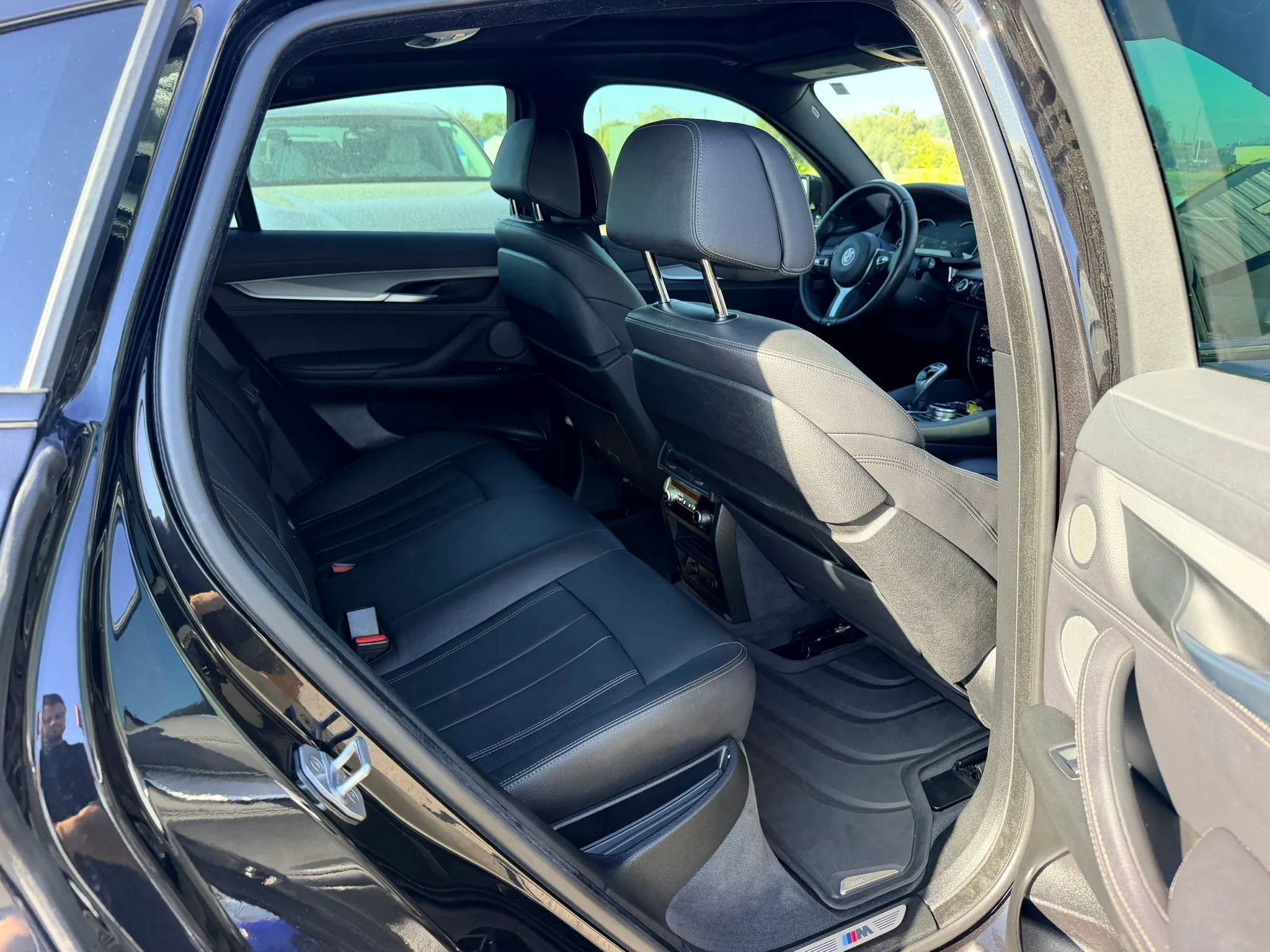 Used 2018 BMW X6 xDrive50i AWD/4WD image 17