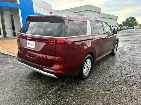 Used 2022 Kia Carnival LX FWD image 8