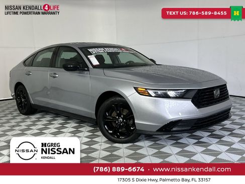 Used 2025 Honda Accord SE image 1