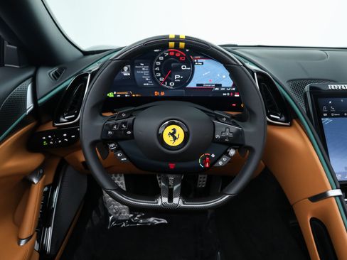 Certified 2025 Ferrari Roma Spider RWD image 6