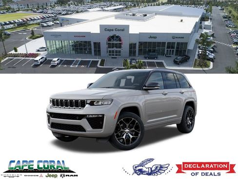 New 2026 Jeep Grand Cherokee Summit w/ Adv Protech Group IV AWD/4WD image 1