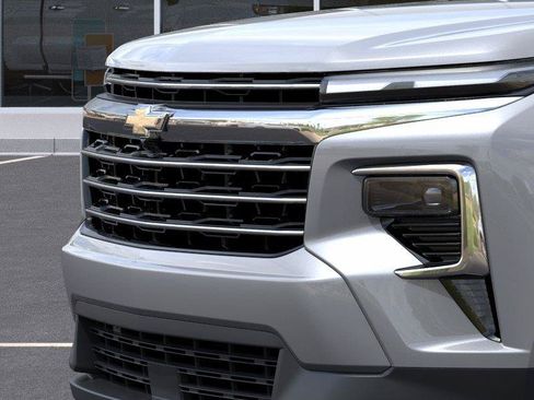 New 2027 Chevrolet Traverse LT AWD/4WD image 13