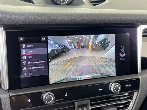 New 2026 Porsche Macan image 27