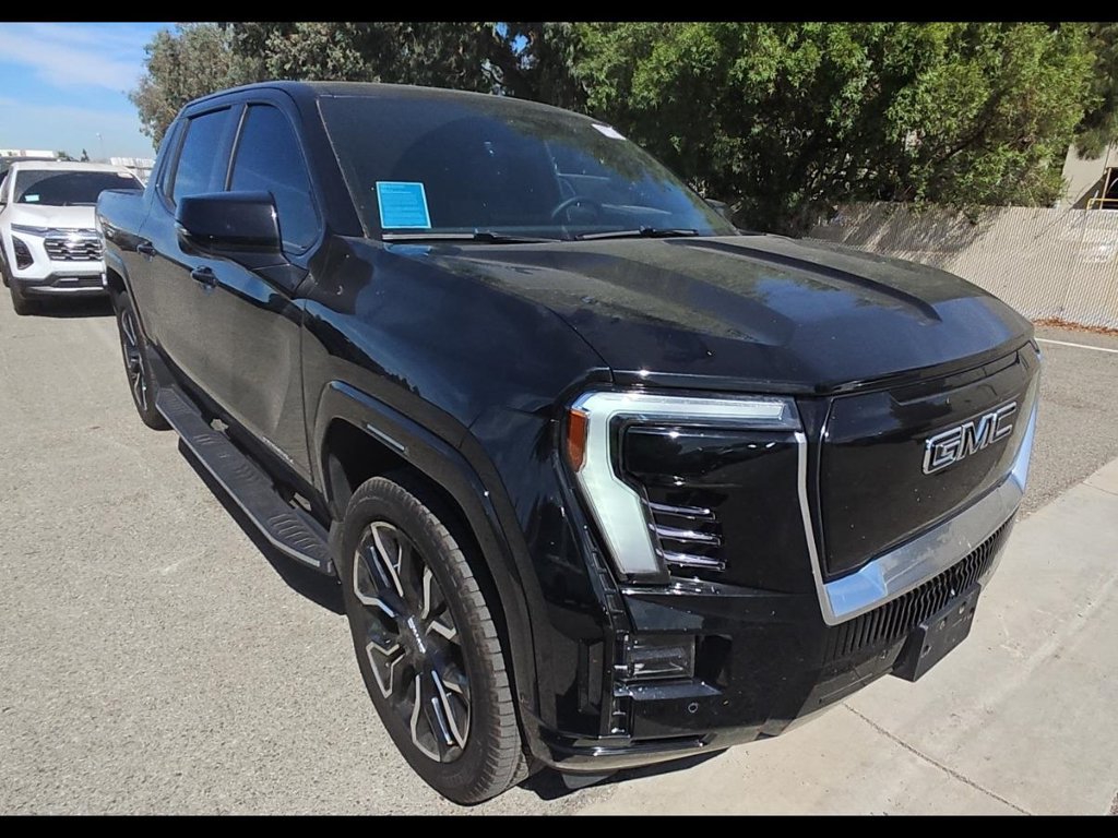 Used 2025 GMC Sierra EV Denali AWD/4WD image 2