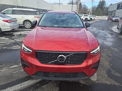 Used 2023 Volvo XC40 B5 Plus w/ Driver Assist Package image 15
