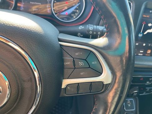 Used 2018 Jeep Compass Trailhawk w/ Leather Interior Group AWD/4WD image 20