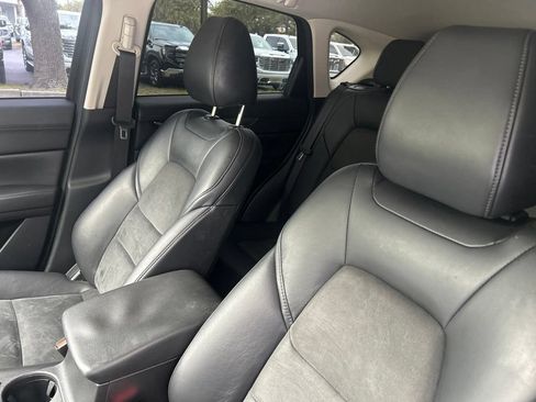 Used 2020 MAZDA CX-5 Touring FWD image 10