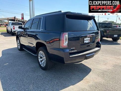 Used 2017 GMC Yukon SLE w/ SLE Value Package AWD/4WD image 3