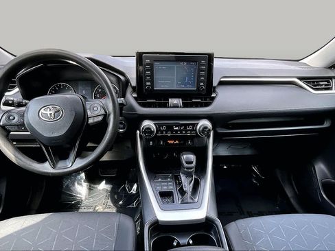 Used 2019 Toyota RAV4 XLE w/ Convenience Package AWD/4WD image 16