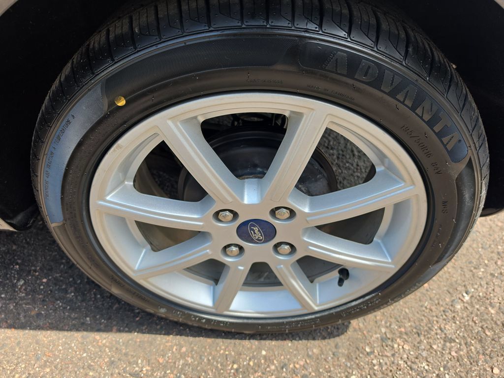 Used 2019 Ford Fiesta SE w/ Equipment Group 201A FWD image 24